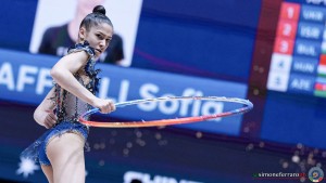 hoop f raffaeli sofia ita ph simone ferraro sfa05841 copia